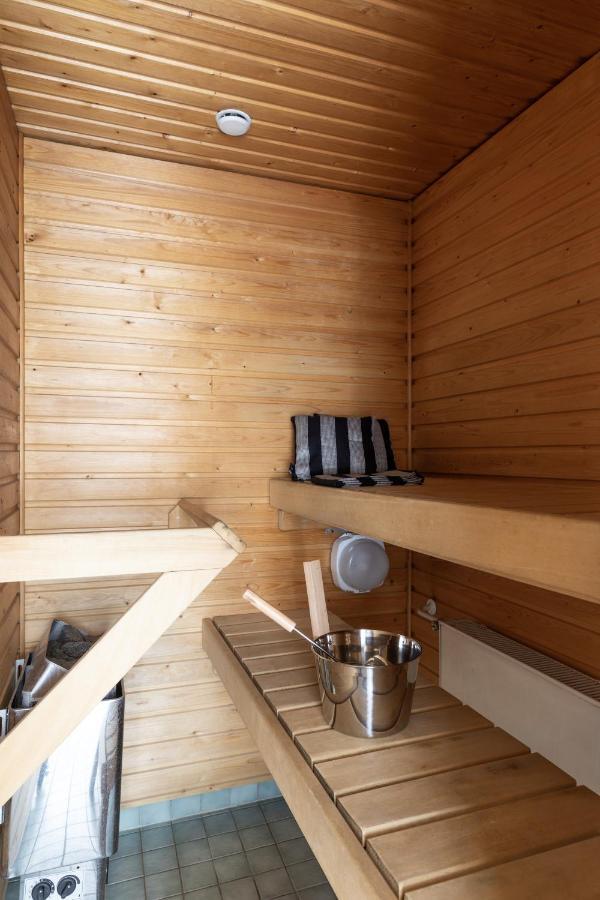 Sleepwell Apartments Allinkatu With Private Sauna And Parking Turku Exterior foto