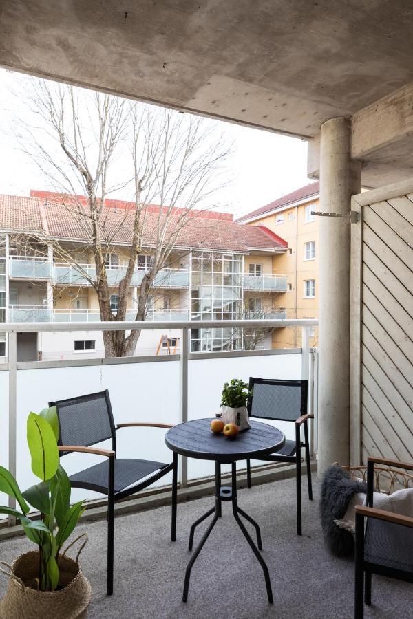 Sleepwell Apartments Allinkatu With Private Sauna And Parking Turku Exterior foto
